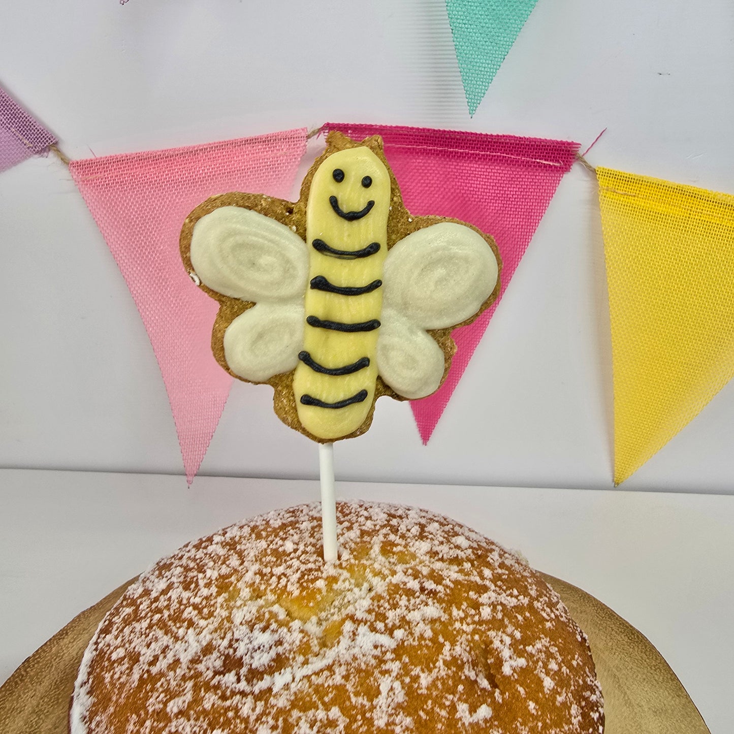 Buzy Bee Cake Topper